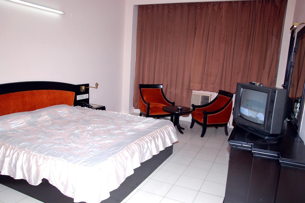 A New Delhi Hotel Orchid Garden Phòng bức ảnh