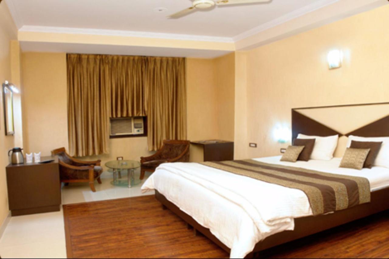 A New Delhi Hotel Orchid Garden Ngoại thất bức ảnh