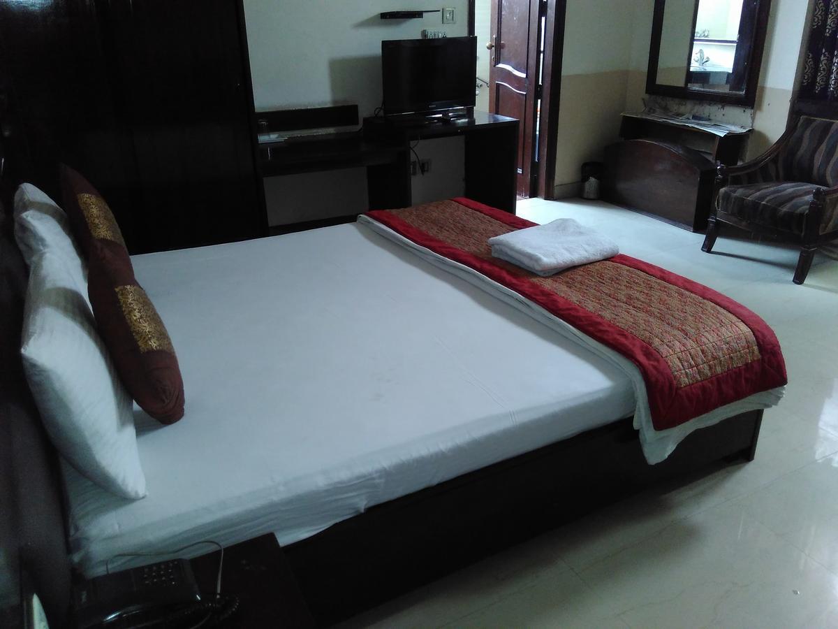 A New Delhi Hotel Orchid Garden Ngoại thất bức ảnh