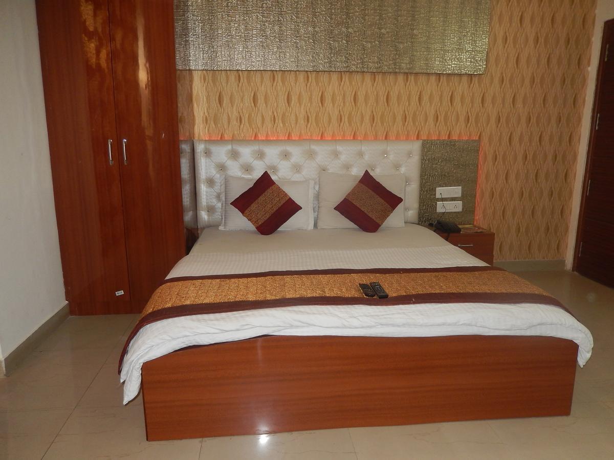 A New Delhi Hotel Orchid Garden Ngoại thất bức ảnh